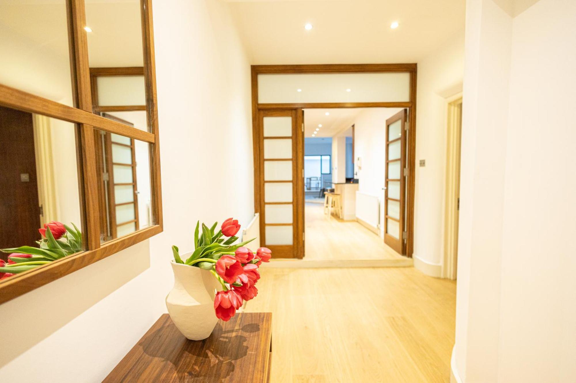 2Bedroom Gem In The Heart Of Kensington Londres Exterior foto