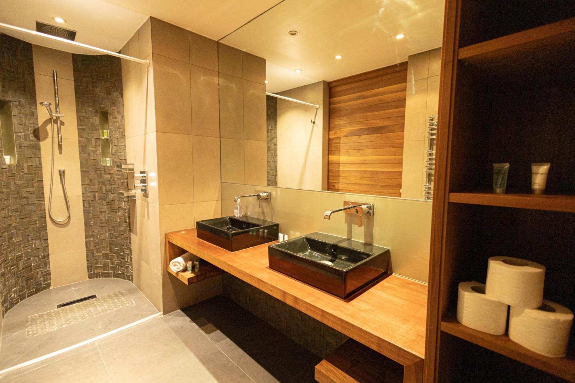 2Bedroom Gem In The Heart Of Kensington Londres Exterior foto